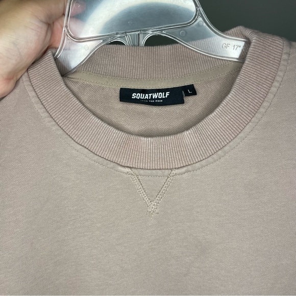 Squat Wolf Sweatshirt in Bark - Picture 6 of 8